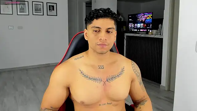 Snapshot of Nicolasmontoya16 chatting on 6, 11, 2025 Nicolasmontoya16 online show from 6, 11, 2025