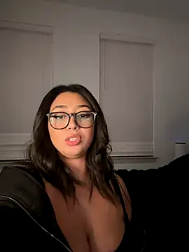 Snapshot of minhaa_gamer chatting on 10, 10, 2025 minhaa gamer online show from 10, 10, 2025