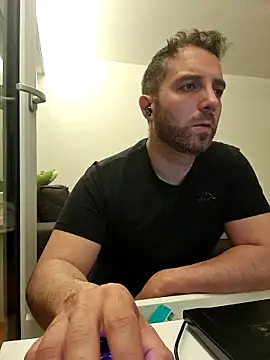 Snapshot of spaccaa chatting on 5, 5, 2026 spaccaa online show from 5, 5, 2026
