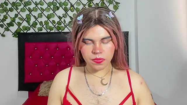 Snapshot of Lady_Evelynn chatting on 8, 10, 2025 Lady Evelynn online show from 8, 10, 2025