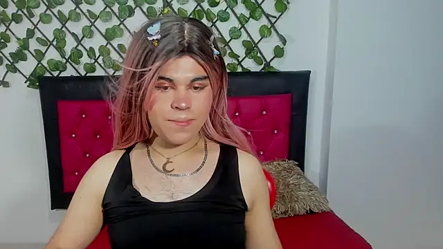 Lady Evelynn online show from 4, 10, 2025