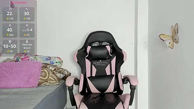 Snapshot of mari-ross chatting on 19, 2, 2026 mari-ross online show from 19, 2, 2026