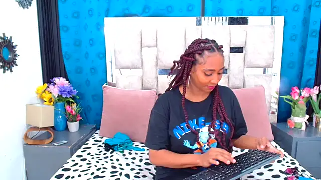 Snapshot of AmbarSmit chatting on 29, 9, 2025 AmbarSmit online show from 29, 9, 2025
