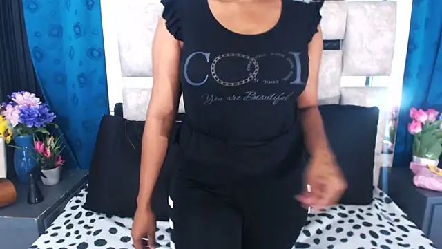 Snapshot of AmbarSmit chatting on 18, 9, 2025 AmbarSmit online show from 18, 9, 2025
