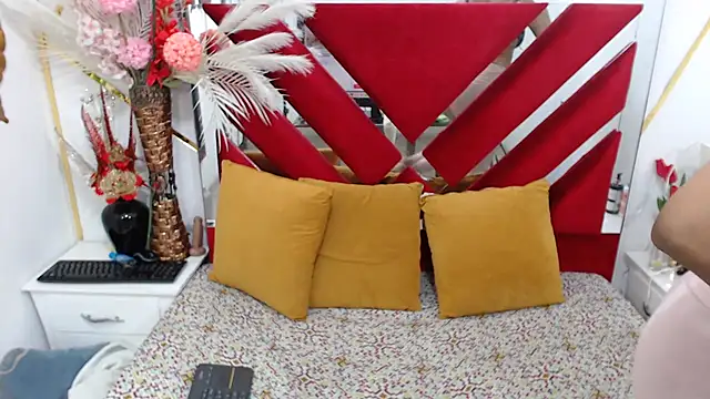 AmbarSmit online show from 2, 12, 2025