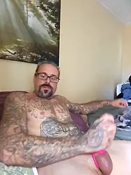 Snapshot of sethdarby chatting on 10, 9, 2025 sethdarby online show from 10, 9, 2025
