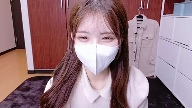 Snapshot of Ema_o0_chan chatting on 5, 10, 2025 Ema o0 chan online show from 5, 10, 2025