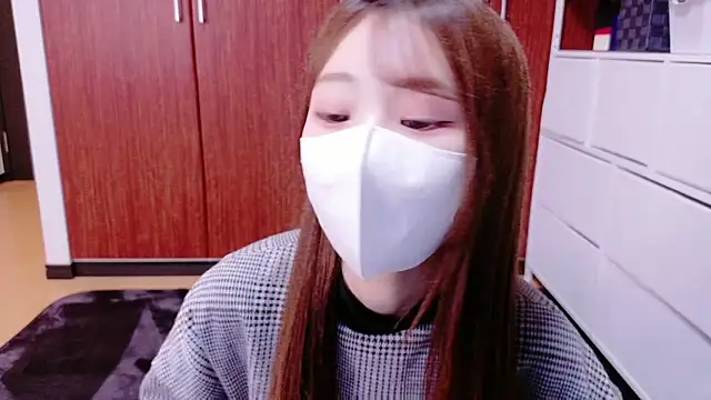 Snapshot of Ema_o0_chan chatting on 26, 10, 2025 Ema o0 chan online show from 26, 10, 2025