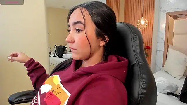 julieta rosee online show from 1, 12, 2025