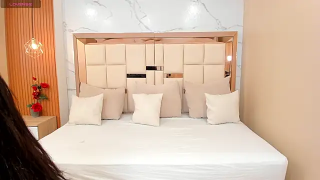 julieta rosee online show from 9, 10, 2025