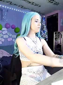 Purple2StayThnxx online show from 26, 3, 2026