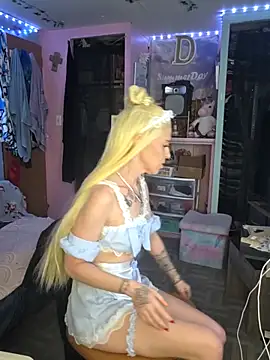 Purple2StayThnxx online show from 7, 4, 2026