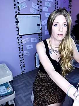 Purple2StayThnxx online show from 1, 12, 2025