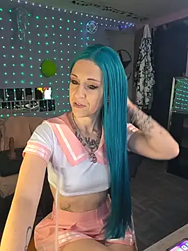 Purple2StayThnxx online show from 22, 4, 2026