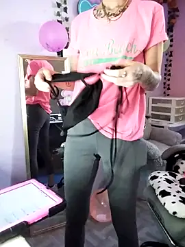 Purple2StayThnxx online show from 13, 10, 2025