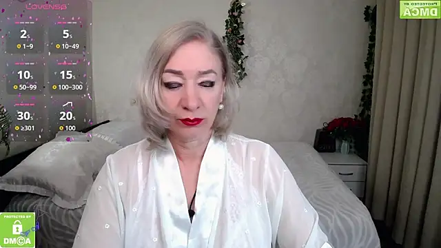 Snapshot of hunters_woman chatting on 24, 4, 2026 hunters woman online show from 24, 4, 2026