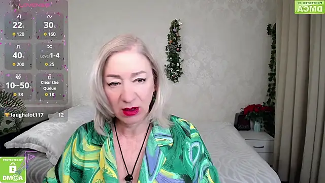 Snapshot of hunters_woman chatting on 30, 4, 2026 hunters woman online show from 30, 4, 2026