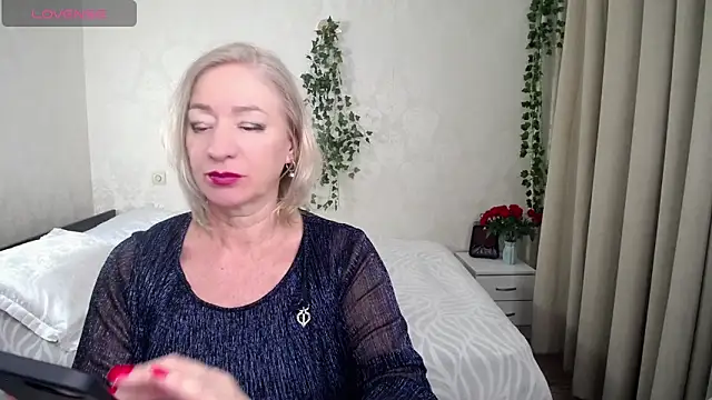 Snapshot of hunters_woman chatting on 30, 11, 2025 hunters woman online show from 30, 11, 2025