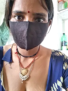 RAYI Queen 3 online show from 6, 11, 2025