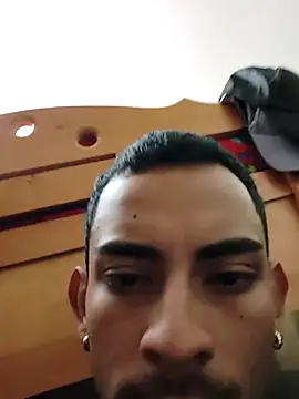 Snapshot of Exlifer chatting on 7, 4, 2026 Exlifer online show from 7, 4, 2026