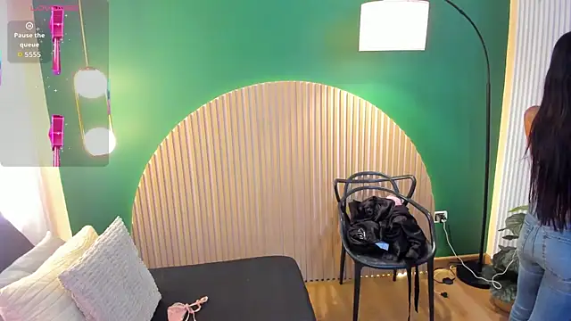 milavega  online show from 20, 2, 2026