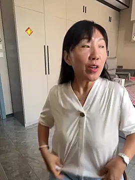 xiaomei-11 online show from 2, 10, 2025