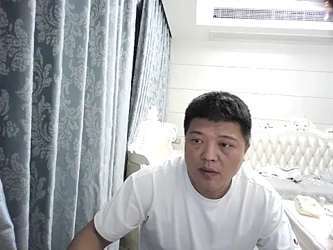 Snapshot of hiwoaini chatting on 16, 11, 2025 hiwoaini online show from 16, 11, 2025
