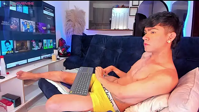 Snapshot of Steven_baby69 chatting on 26, 9, 2025 Steven baby69 online show from 26, 9, 2025