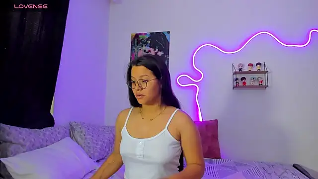 Dilan and Mia online show from 6, 1, 2026