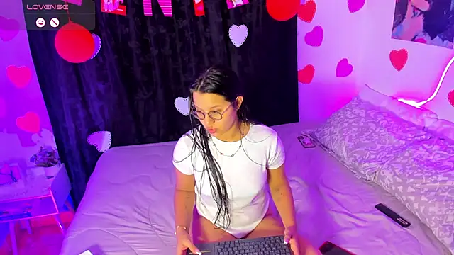 Dilan and Mia online show from 18, 2, 2026