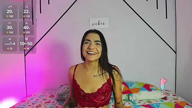 Snapshot of MiahCornell_ chatting on 20, 11, 2025 MiahCornell online show from 20, 11, 2025