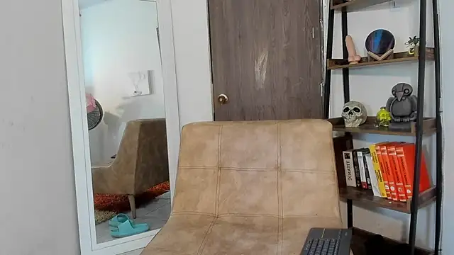 Gia fantasy  online show from 23, 10, 2025