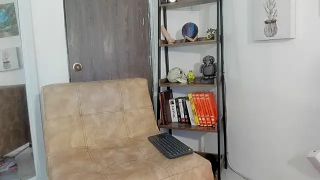 Gia fantasy  online show from 14, 10, 2025