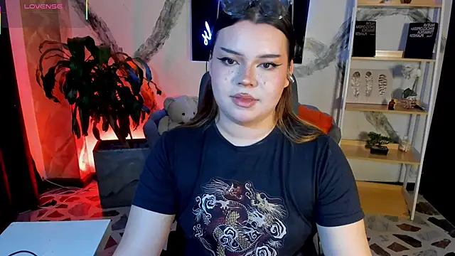 Maxxxine1 online show from 22, 12, 2025