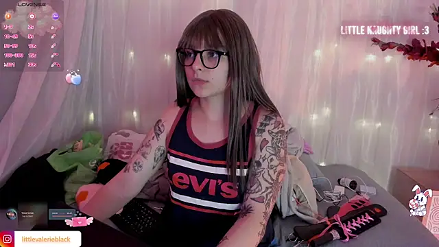 Aurora blaack online show from 19, 10, 2025