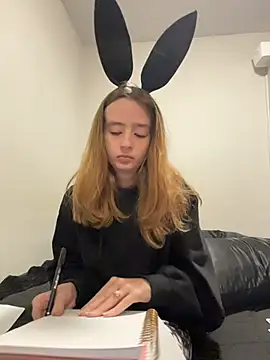 SeccySerena online show from 6, 1, 2026