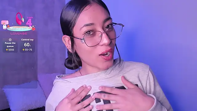 Becky G online show from 4, 11, 2025