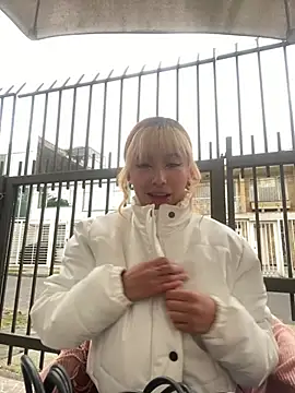 Sallem Pink online show from 14, 1, 2026