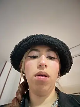 Sallem Pink online show from 13, 11, 2025