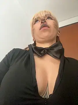 Sallem Pink online show from 29, 10, 2025