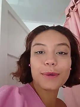 Snapshot of TamaraMera chatting on 9, 5, 2026 TamaraMera online show from 9, 5, 2026