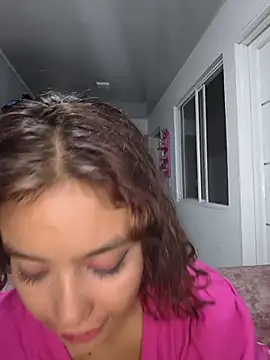 Snapshot of TamaraMera chatting on 4, 5, 2026 TamaraMera online show from 4, 5, 2026
