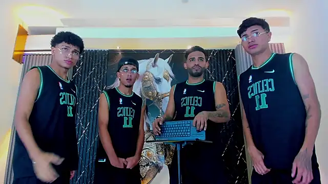 Snapshot of Dominic_Max_ chatting on 31, 10, 2025 Dominic Max online show from 31, 10, 2025