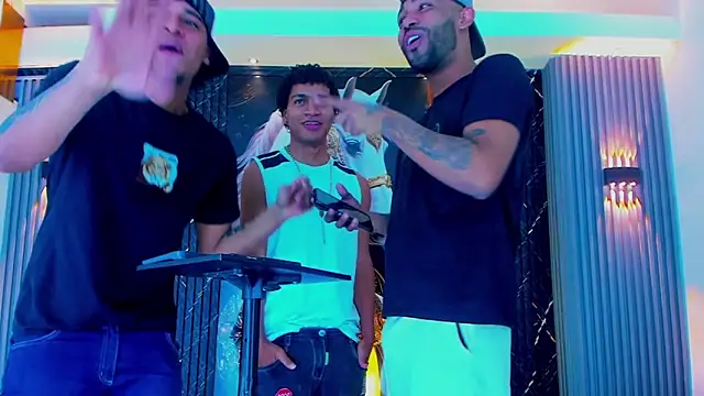 Snapshot of Dominic_Max_ chatting on 23, 9, 2025 Dominic Max online show from 23, 9, 2025