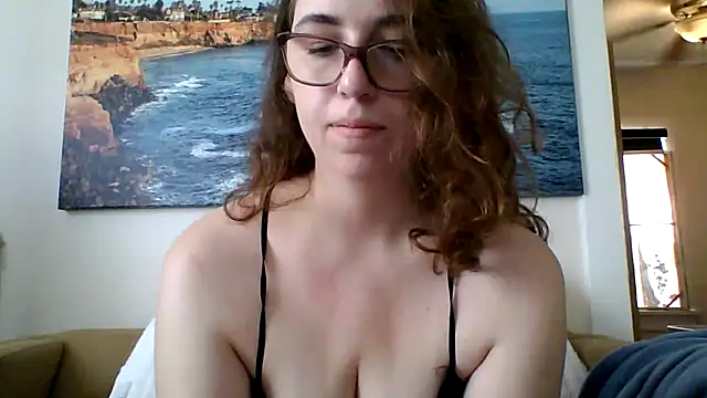 sweetsocalgirl online show from 16, 5, 2026
