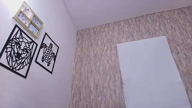 Snapshot of abbypratt chatting on 4, 11, 2025 abbypratt online show from 4, 11, 2025