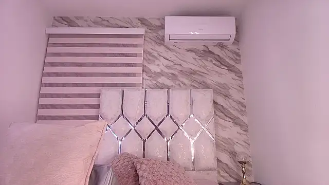 cataleya ebony  online show from 5, 2, 2026