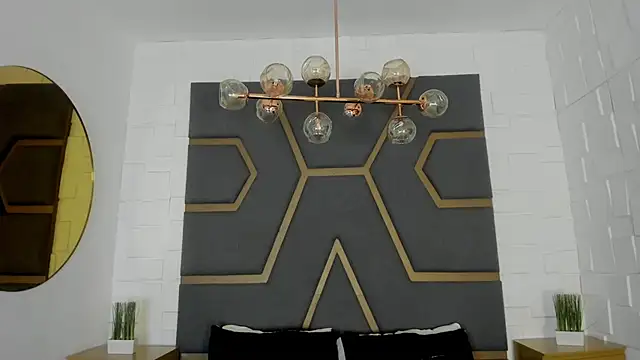 MeganHoffmaan online show from 7, 11, 2025