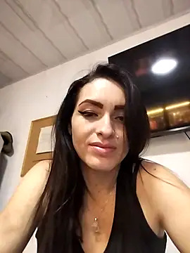 MeganHoffmaan online show from 9, 10, 2025