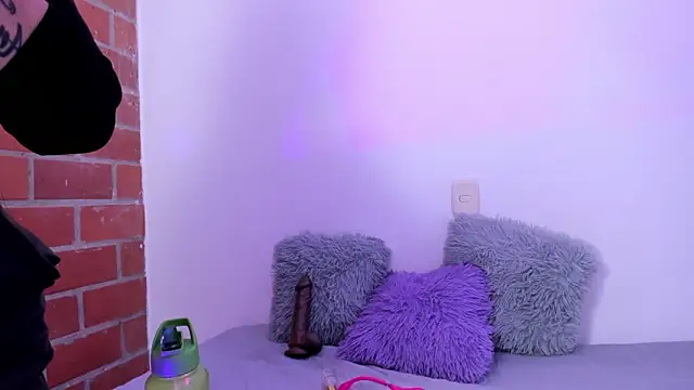 Renata reyes11 online show from 26, 3, 2026